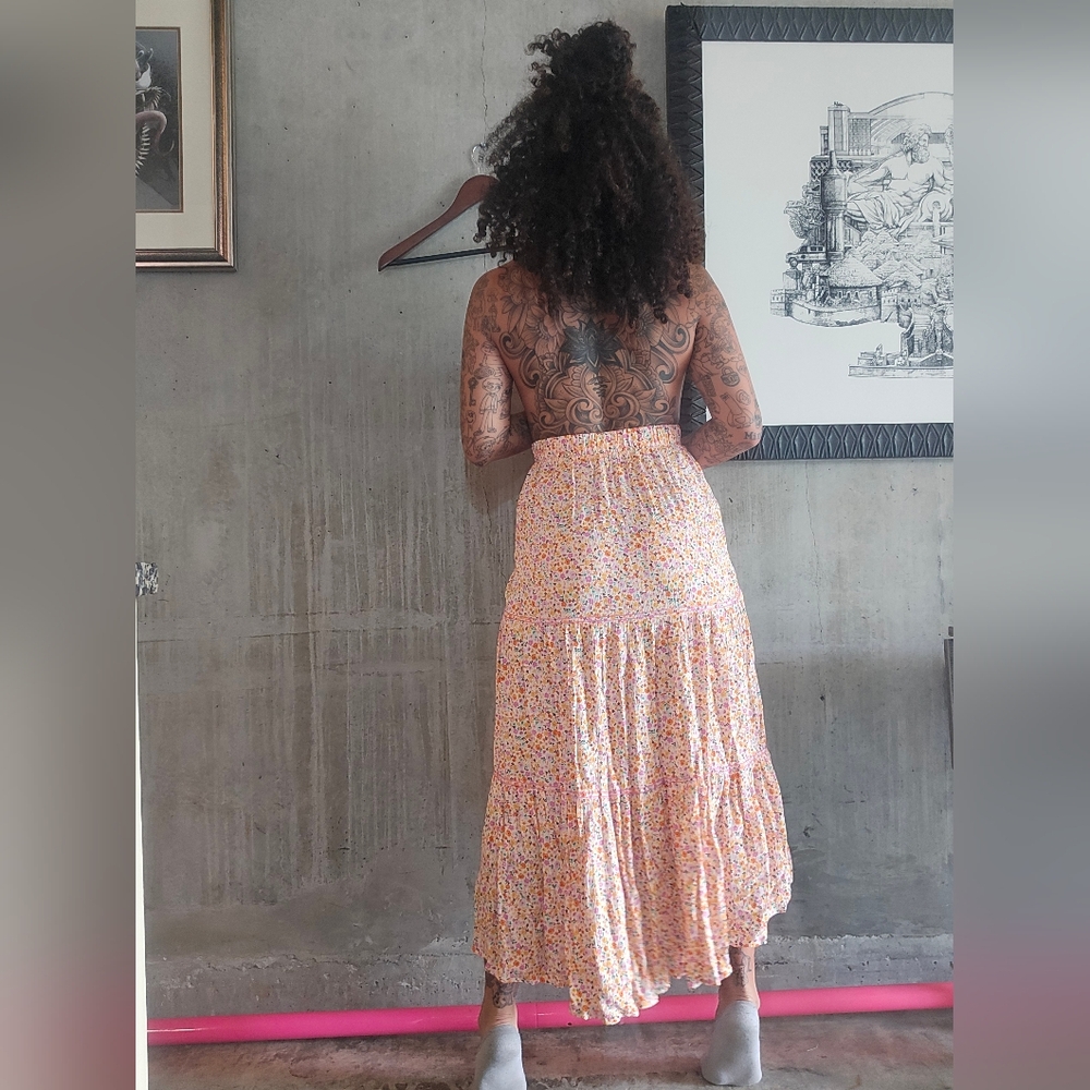 Democracy Long Skirt Size XL